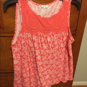 Sleeveless cotton shirt